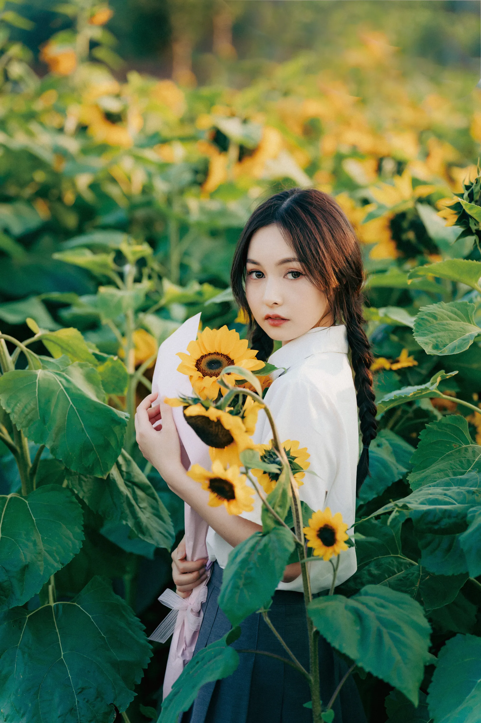 [YITUYU] 2022.12.07 Vol.2621 – Autumn of Sunflowers Huang Shuqi_suki#[22P]-17