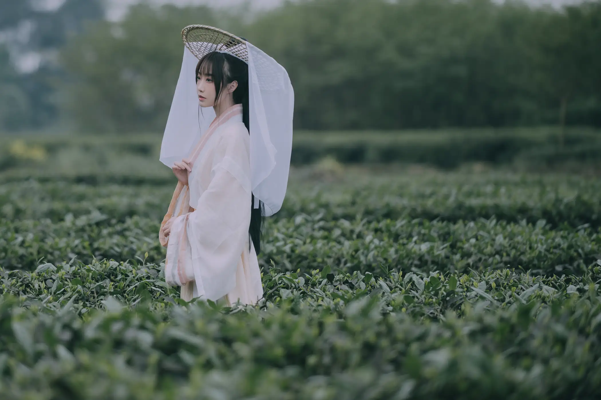 [YITUYU] 2022.05.12 Vol.855 – Tea picking under the east fence Eat for free#[20P]-4